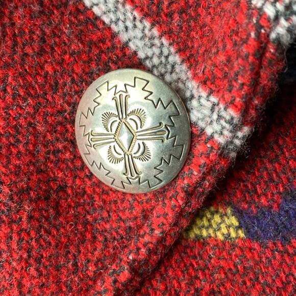 Rhonda Stark Aztec Wool Poncho Button Collar - Picture 3 of 5